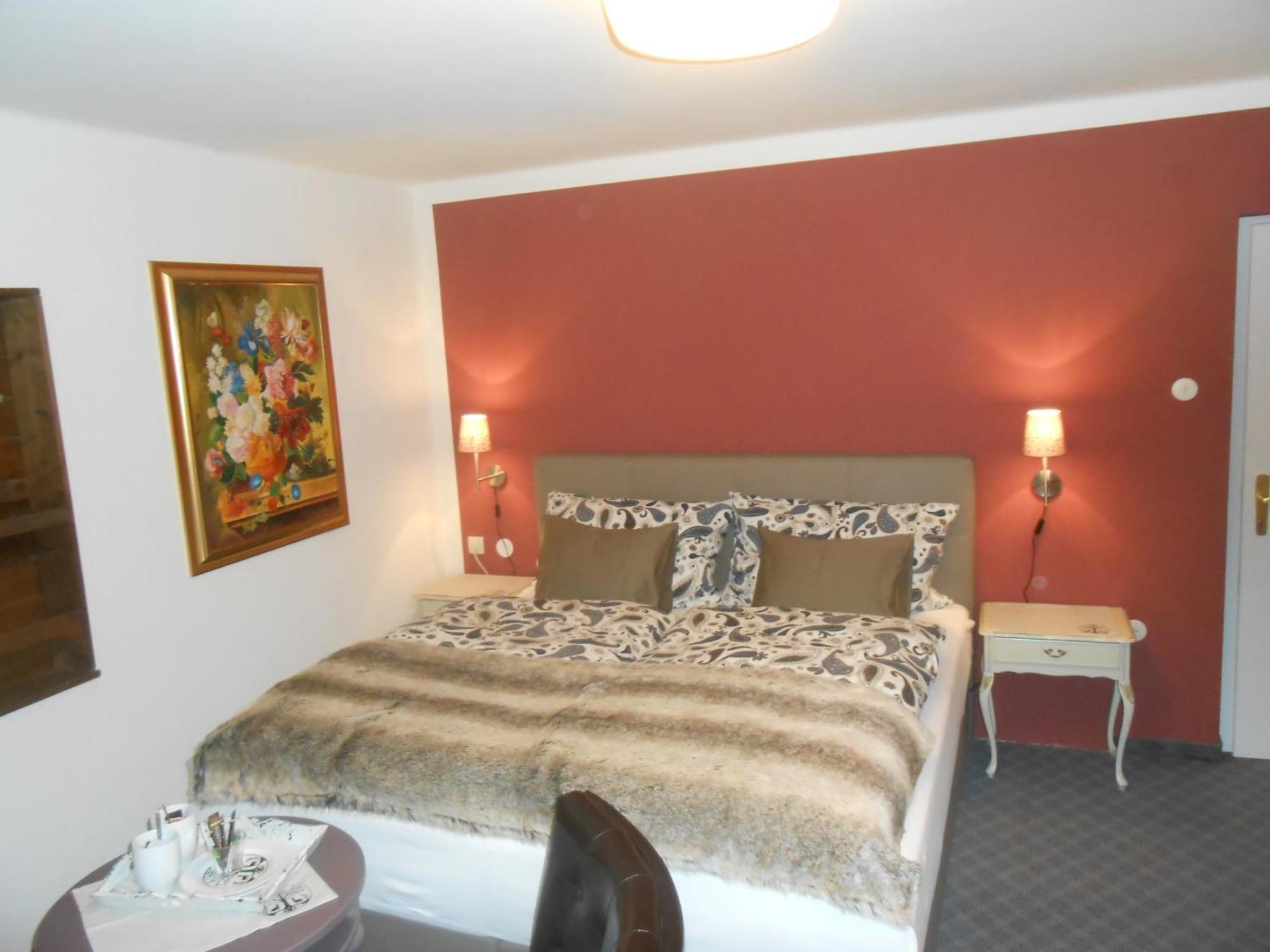 Gaestehaus Edelweiss Telfs Room photo